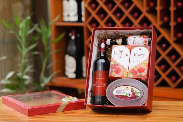 in hộp giấy quà tết