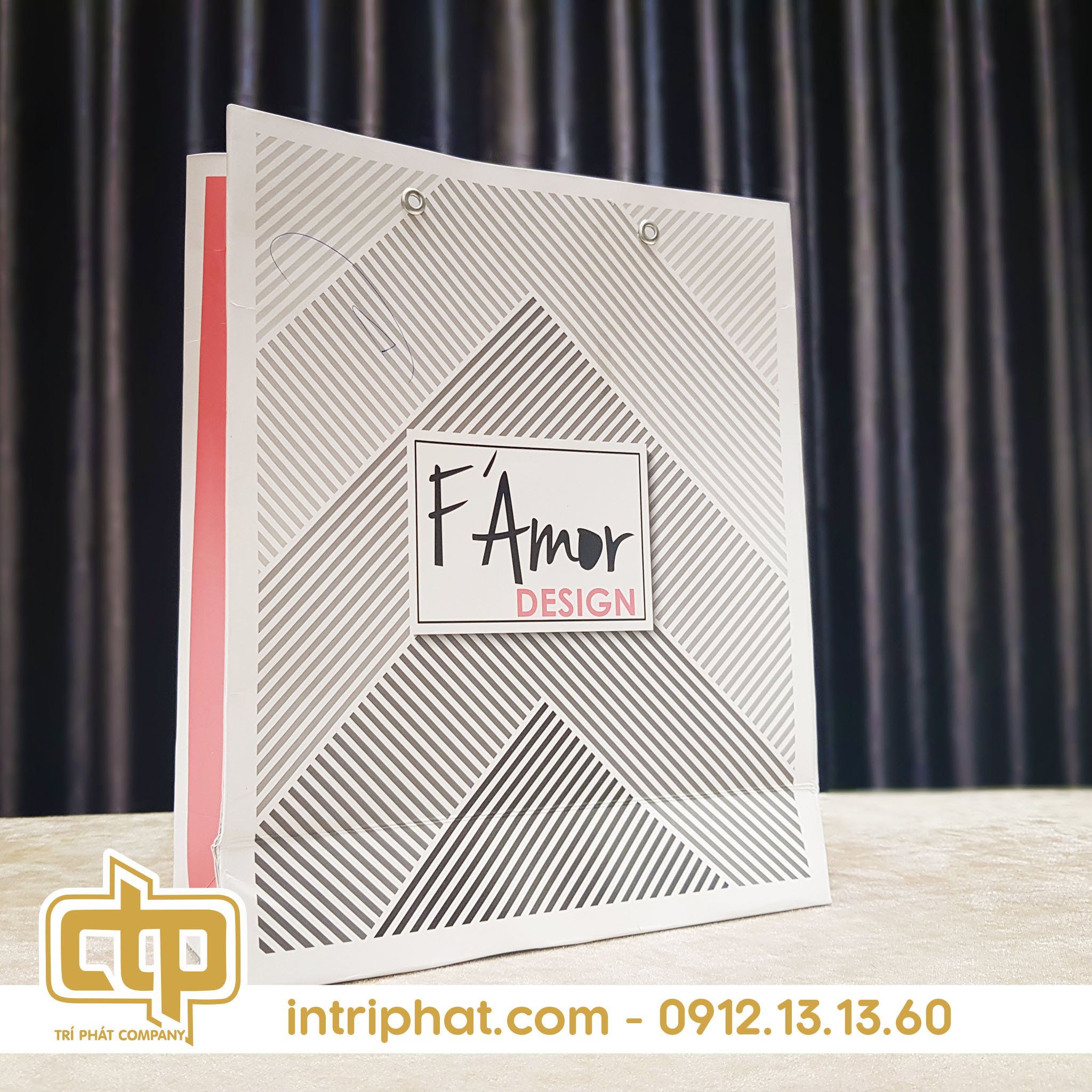 làm túi giấy cho shop quần áo