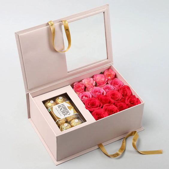 Mẫu hộp quà valentine đựng hoa và quà - 12